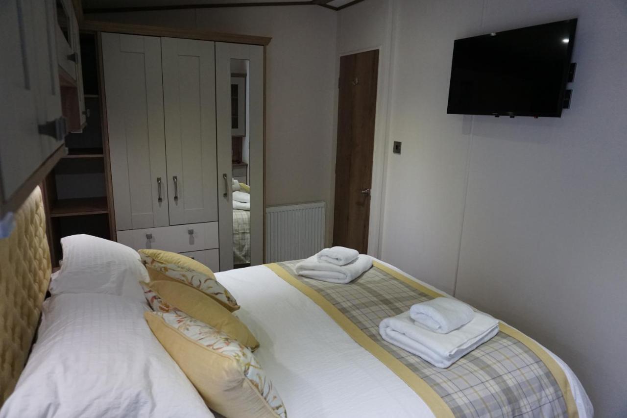 Dotty'S Retreat Milford on Sea Exterior photo